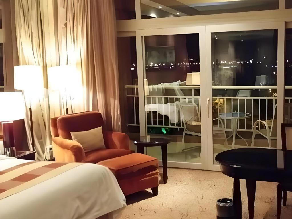 New Century Grand Hotel Xuzhou Exterior photo