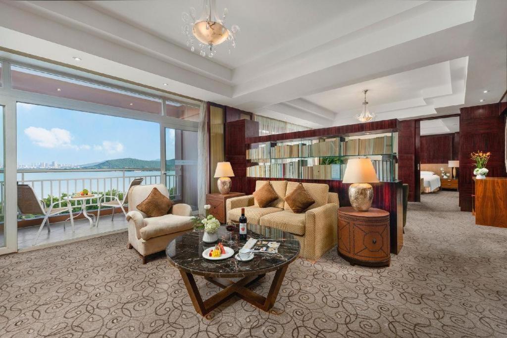 New Century Grand Hotel Xuzhou Exterior photo